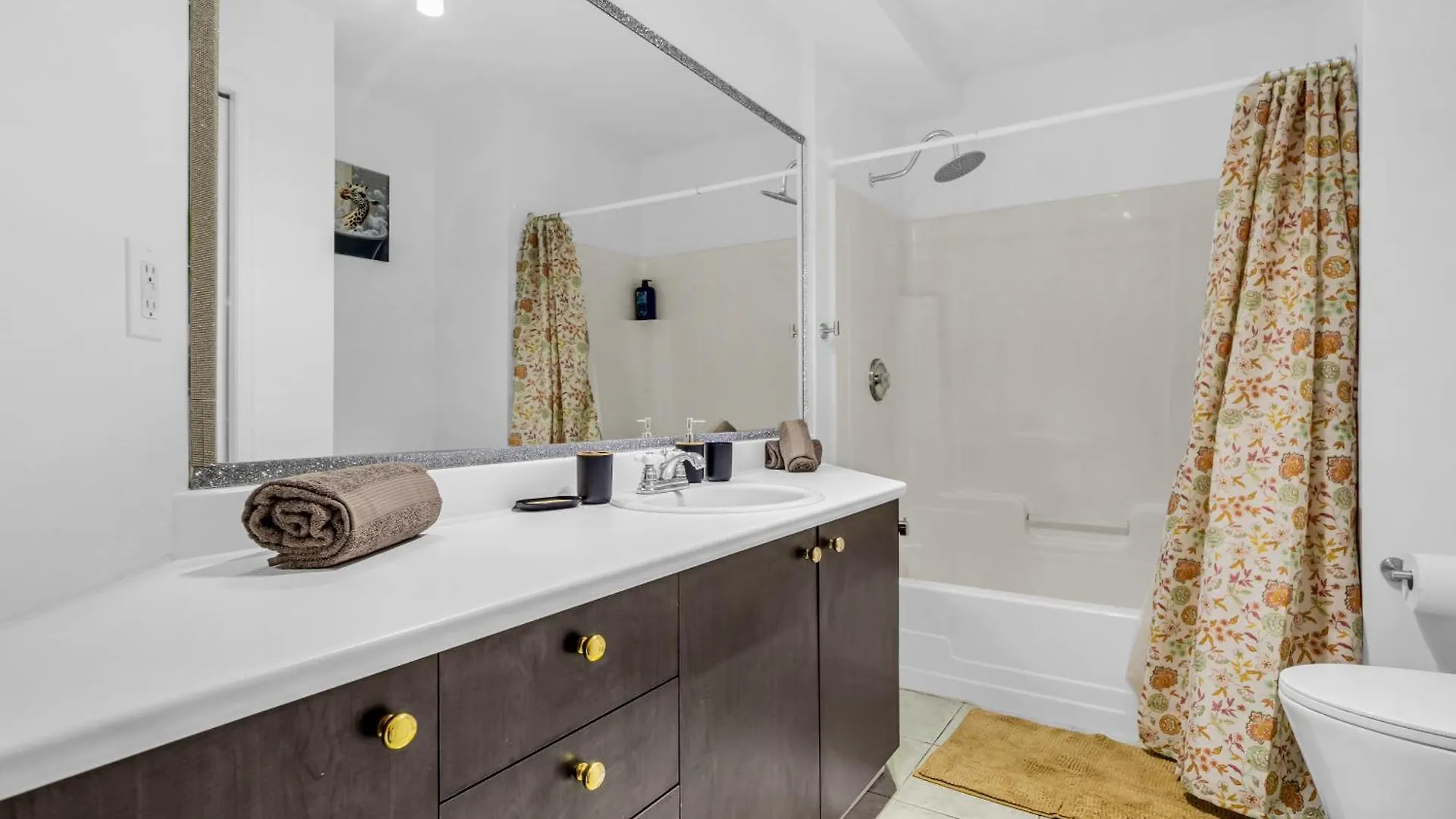 Apartment Amazing 4-Bdr In Homa - F1 - Emplacement Parfait